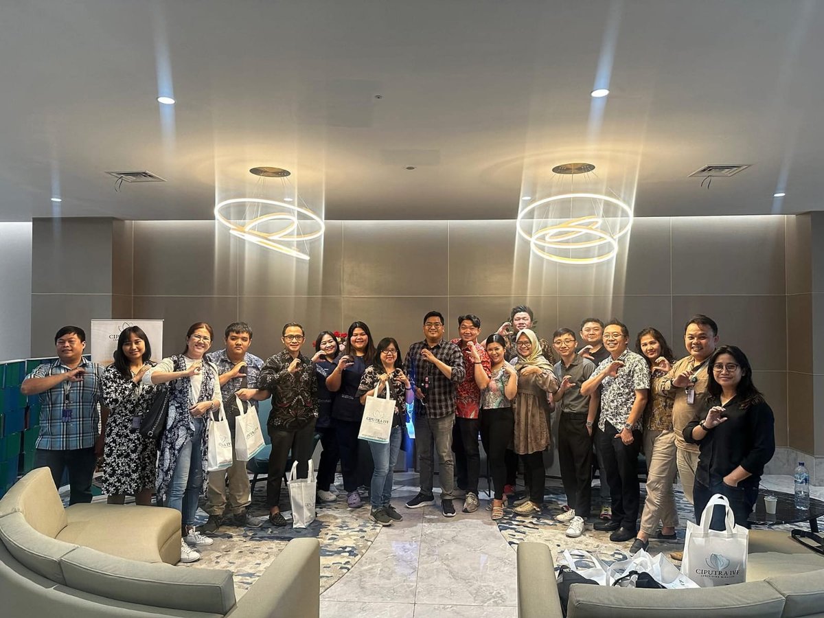 Hospital tour Born To Win Community