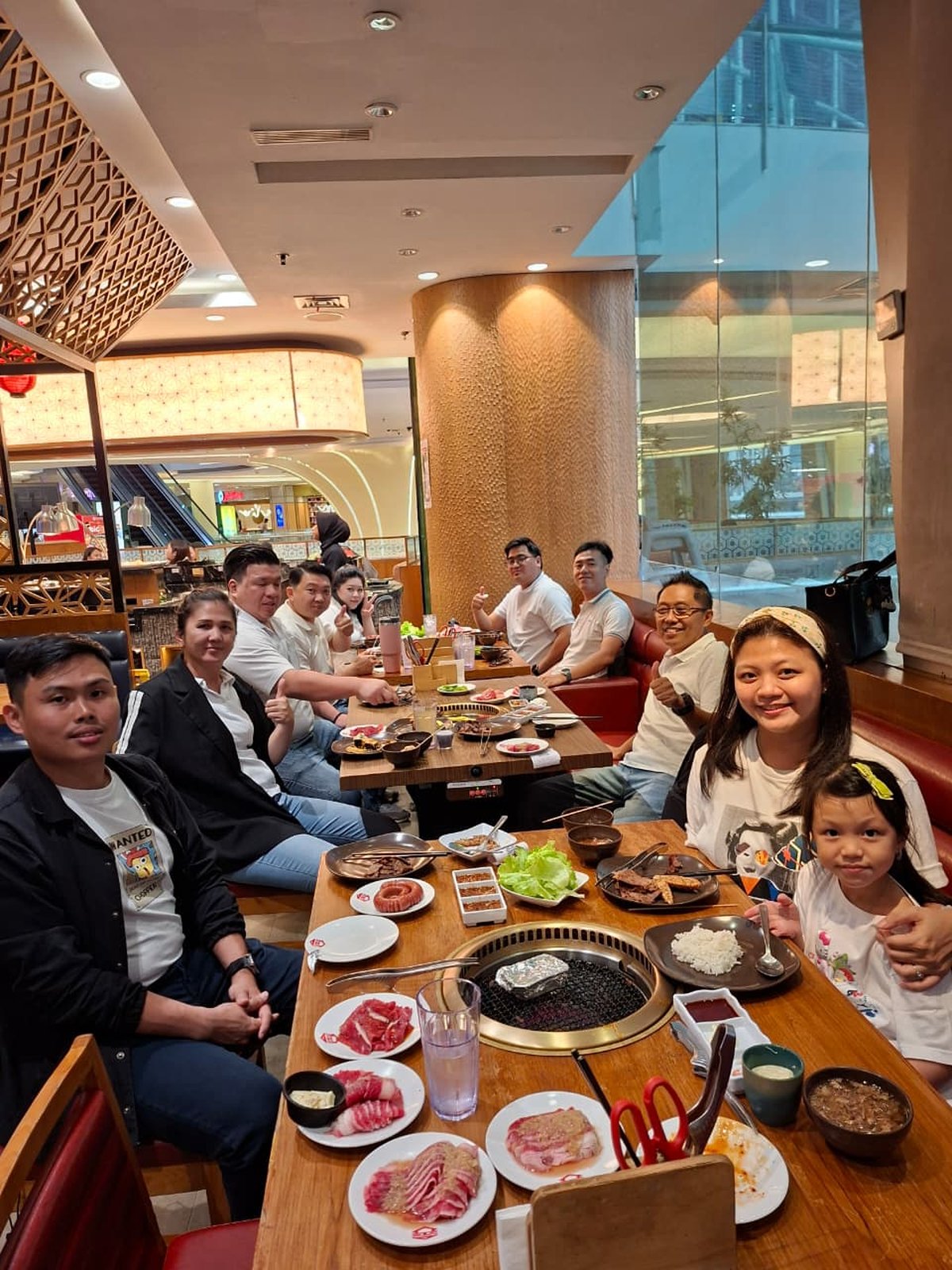 Makan bareng Born To Win Community
